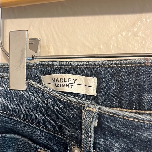 Vigoss Women's Skinny Jeans - Dark Blue - Picture 3 of 8